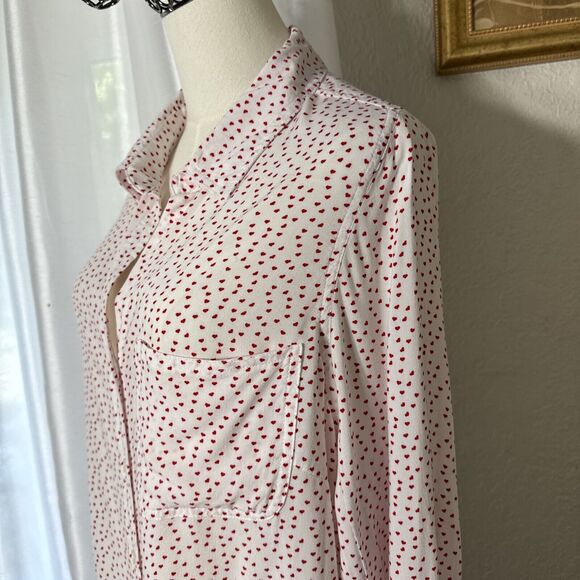 Heart print Button Collared Shirt Women's Size XL White Red Long Sleeve - Picture 5 of 14